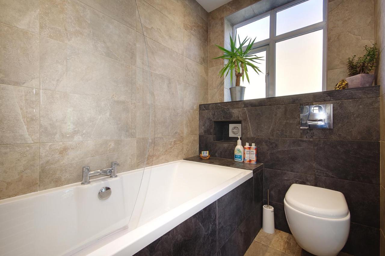 Large En-Suite By The Beach Bournemouth Exterior photo